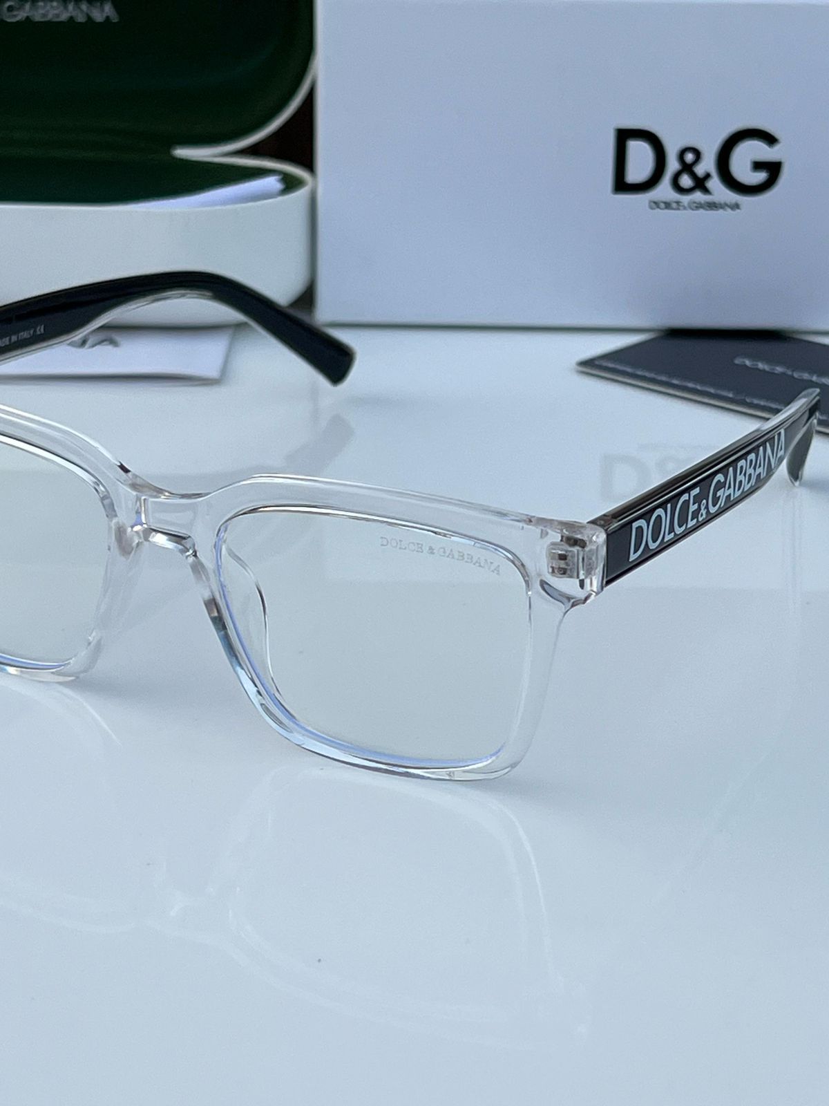 D&G