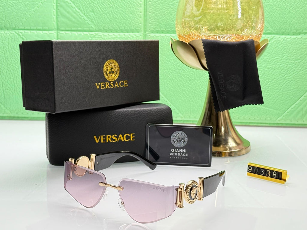 VERSACE