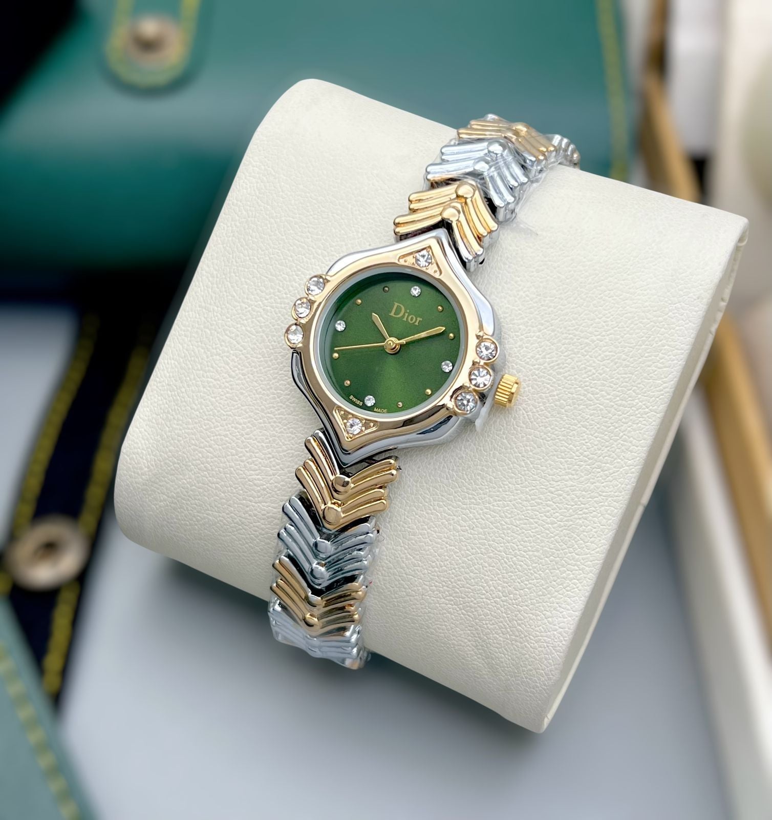 Dior