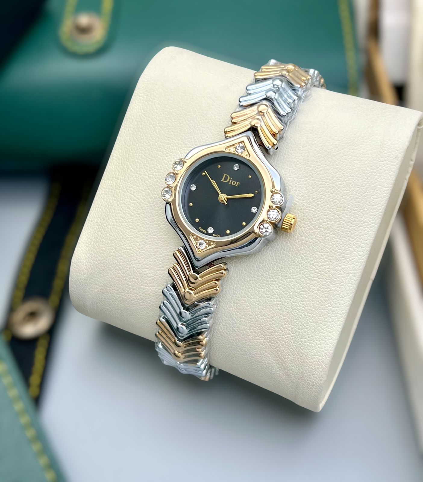 Dior