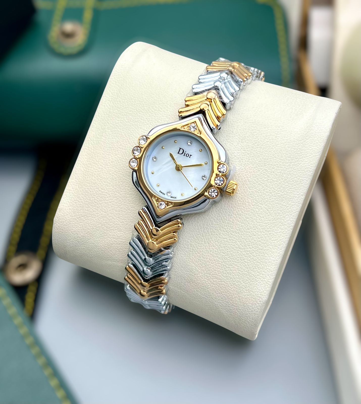 Dior